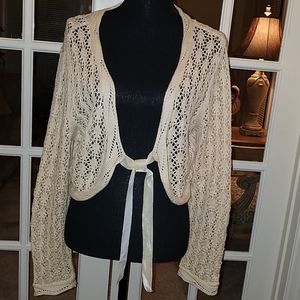 New York & Company shrug